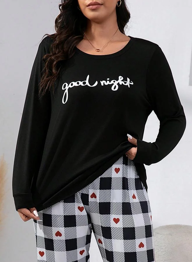 تايك تو طقم بيجاما من بنطال بنمط مربعات وتيشيرت بطبعة كتابة